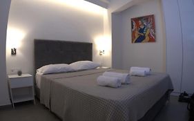Synathens II - Apartments & Studios